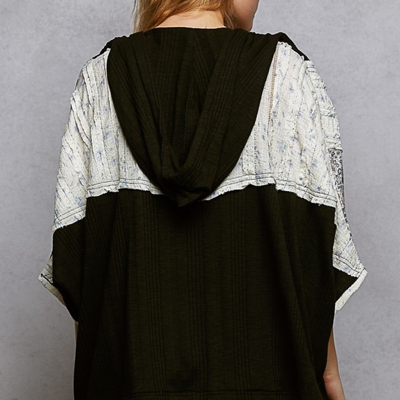 Pol Oversized High Low Shirt V Neck Top Floral Star Oversized Floral Black Small - Picture 3 of 5